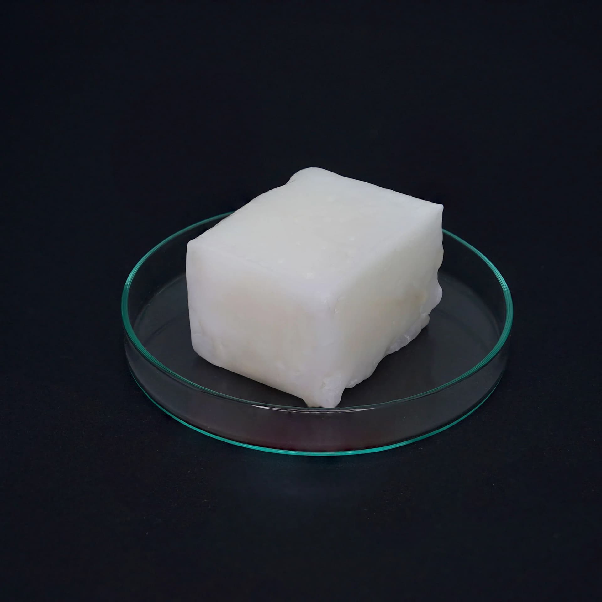 Semi Refined Paraffin Wax 5-7%