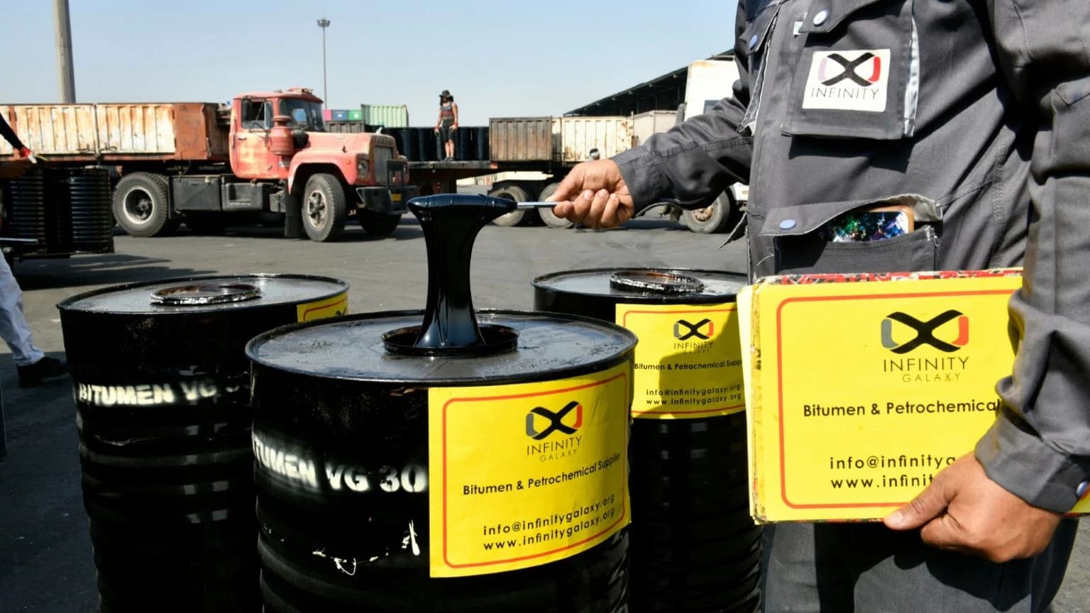 Weekly Bitumen Report: Trump's Decisions and OPEC Production Capacity: Key Market Factors